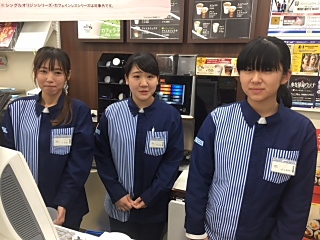 ローソン スリーエフ 山手駅前通り店のコンビニエンスストア コンビニスタッフ アルバイト パート求人情報